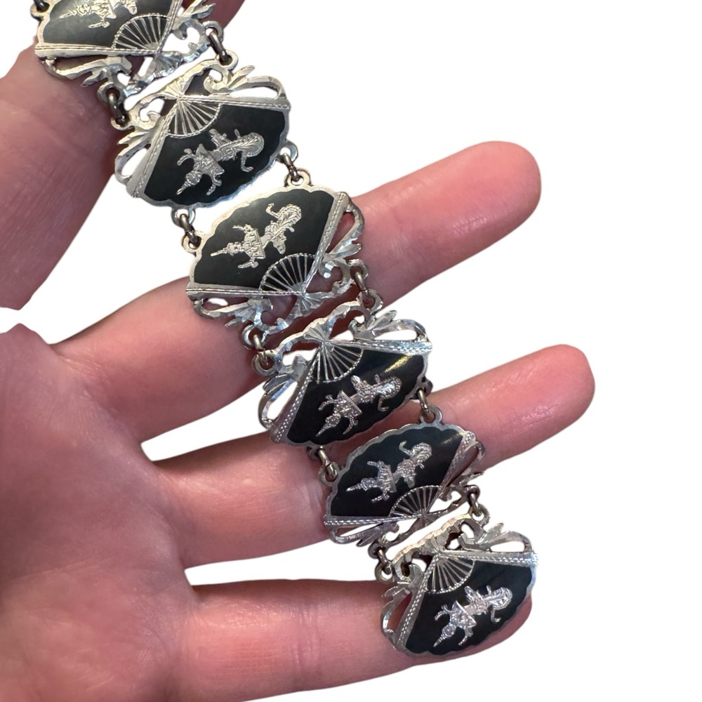 Elegant Vintage Siam Sterling 925 Black Silver Thai Goddess Nielo Bracelet